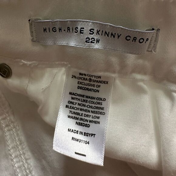 Crown & Ivy Jeans High Rise Skinny Crop New White Stretchy Womens Size 22W - Picture 11 of 11